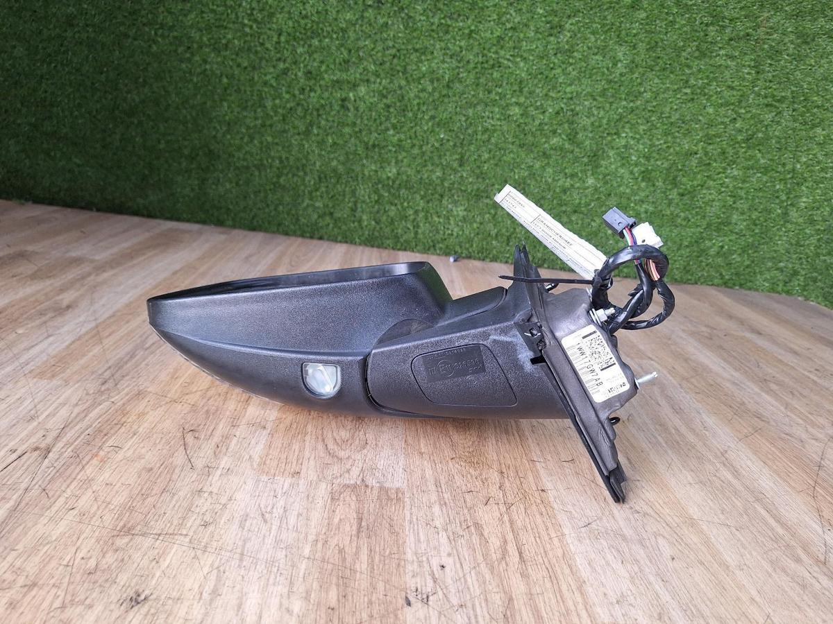 1000884705-Left Door Mirror Part Number