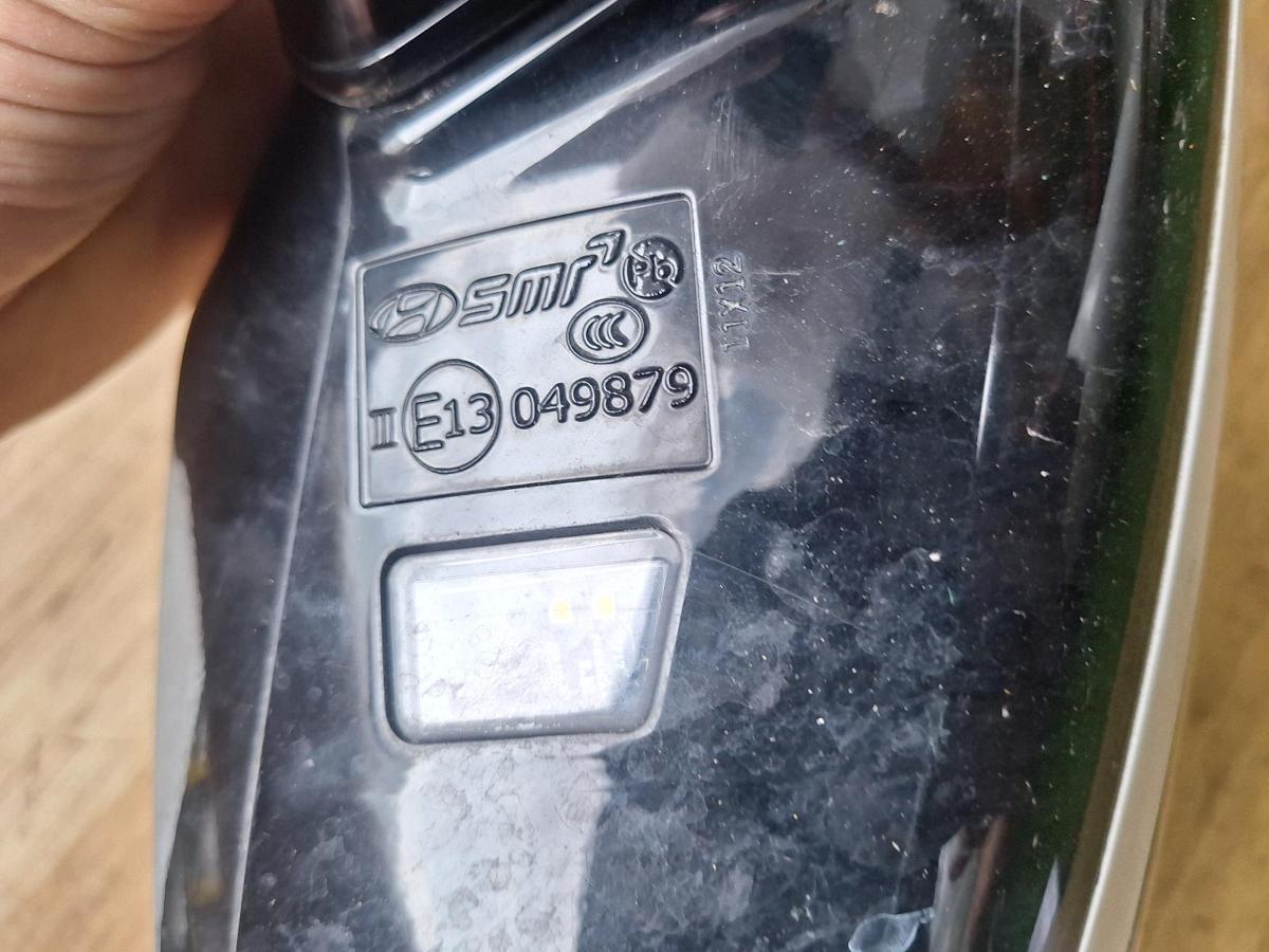 1000901820-Left Door Mirror Part Number