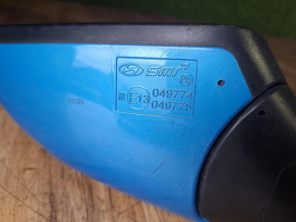 1000918030-Left Door Mirror Part Number