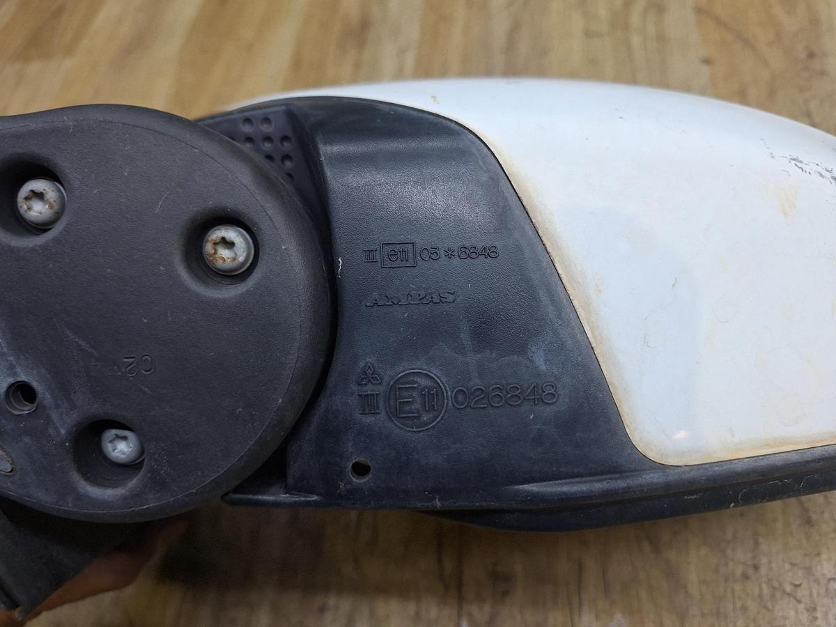 1000938804-Left Door Mirror Part Number
