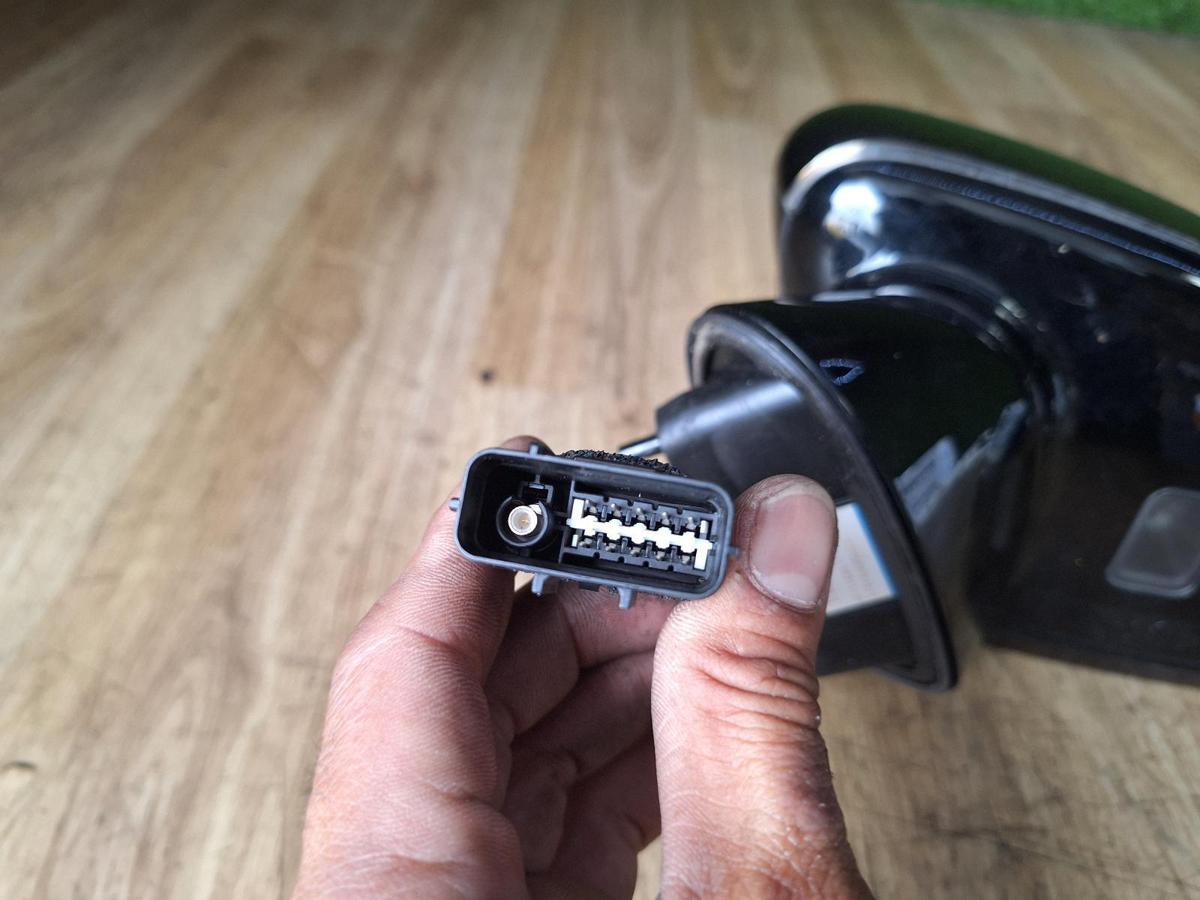 Left Door Mirror for KIA STINGER - Image 2