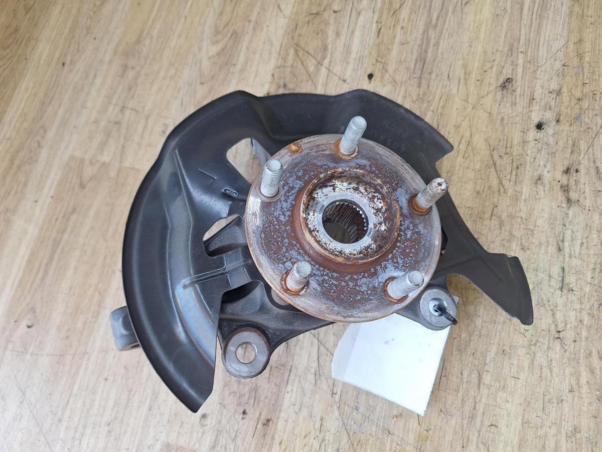 1000924420-Left Front Hub Assembly Top