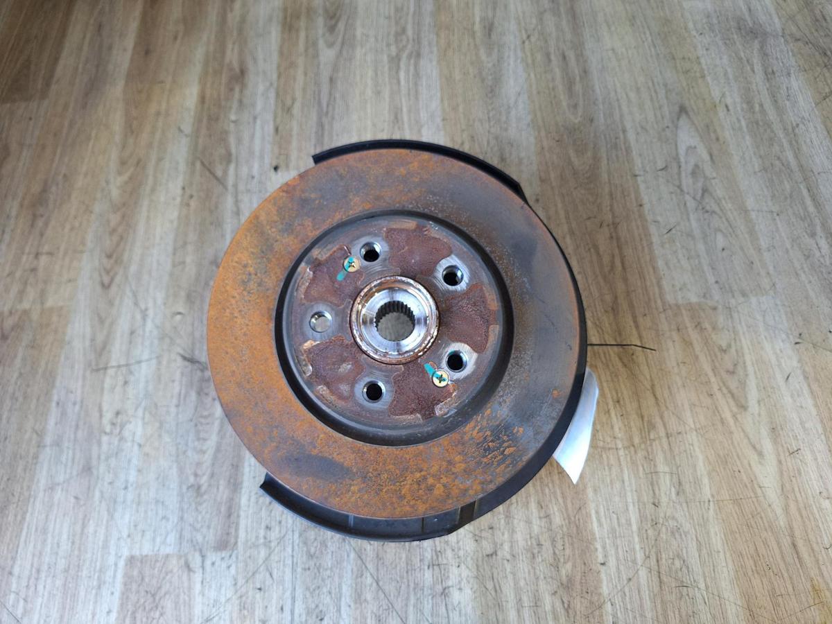 1000887867-Left Front Hub Assembly Top