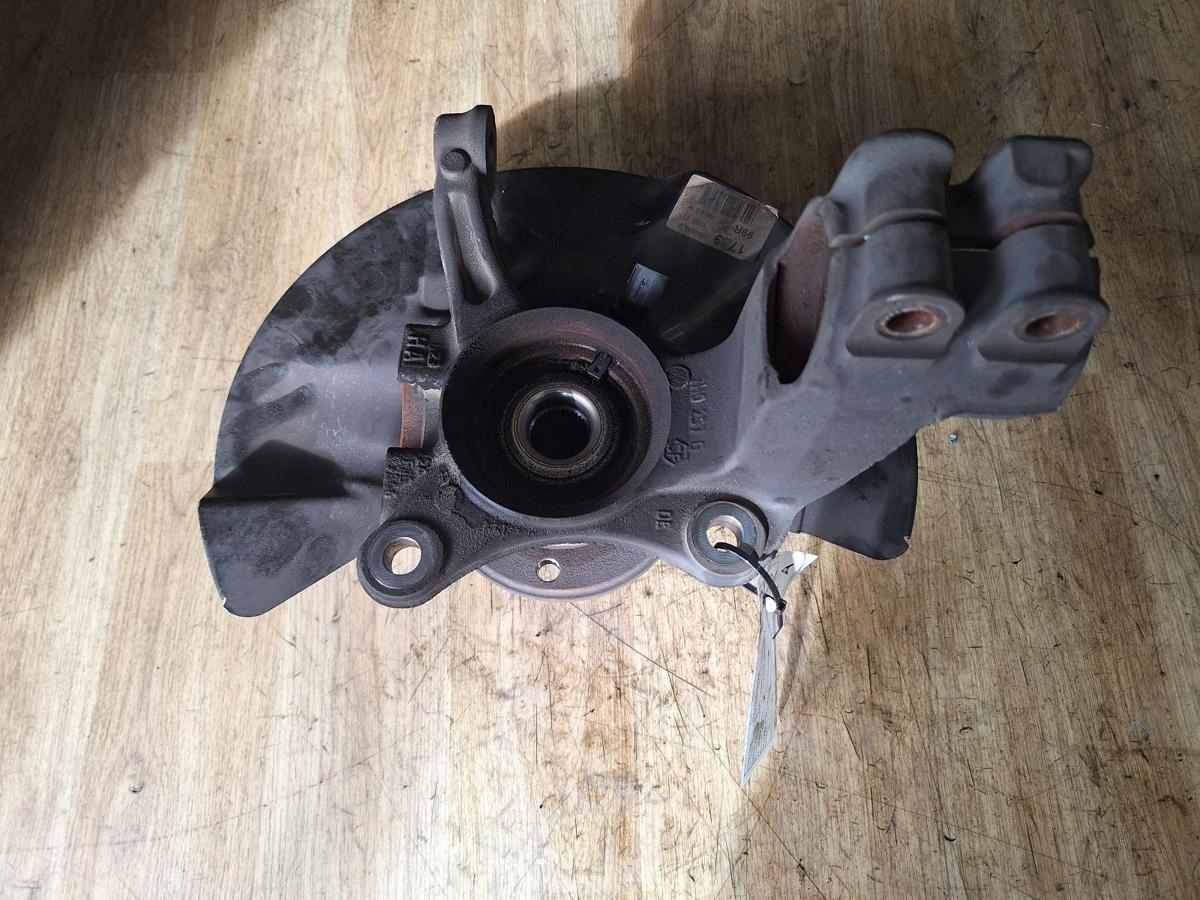 Left Front Hub Assembly for VOLKSWAGEN TRANSPORTER