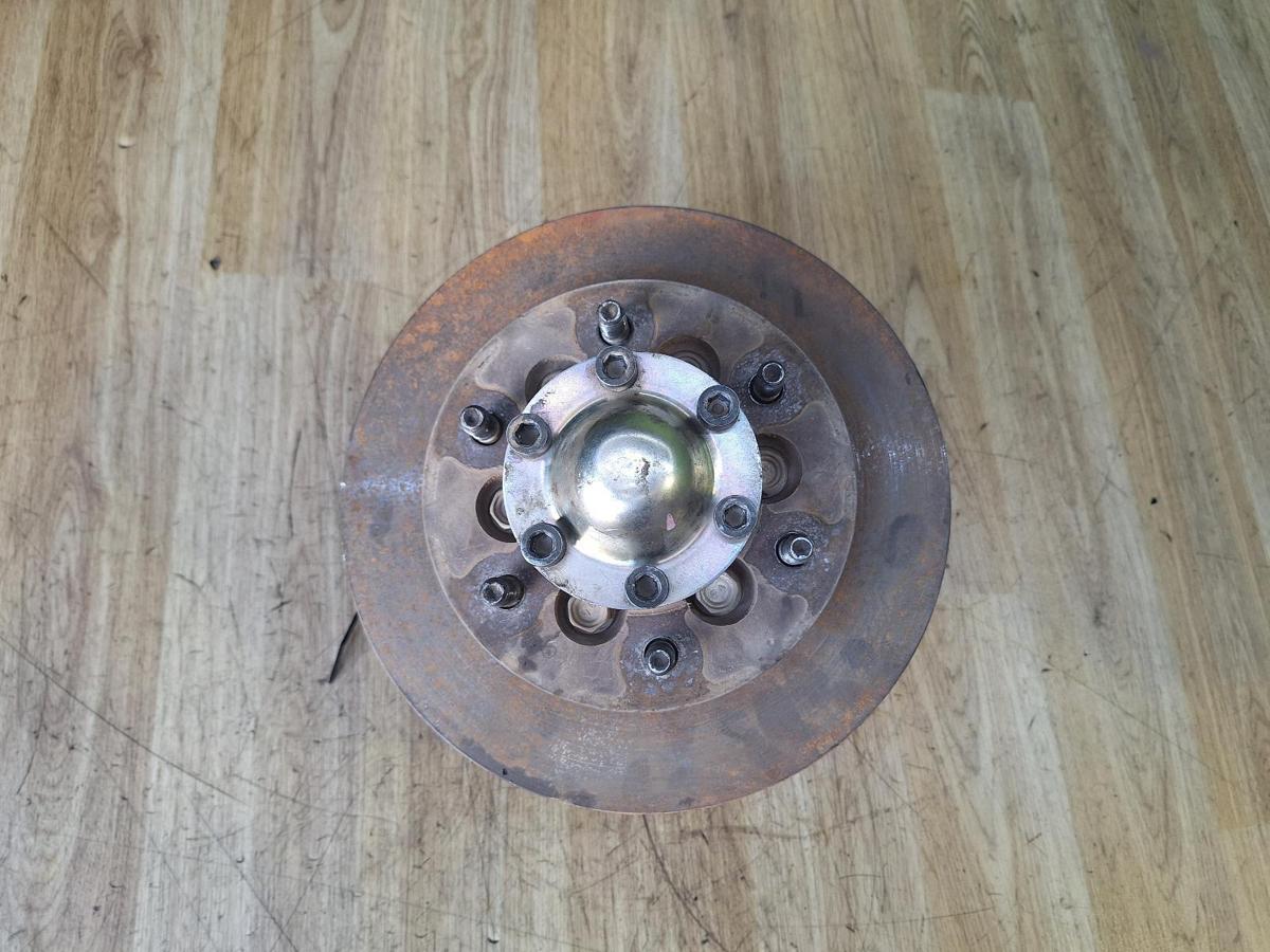 1000888678-Left Front Hub Assembly Top