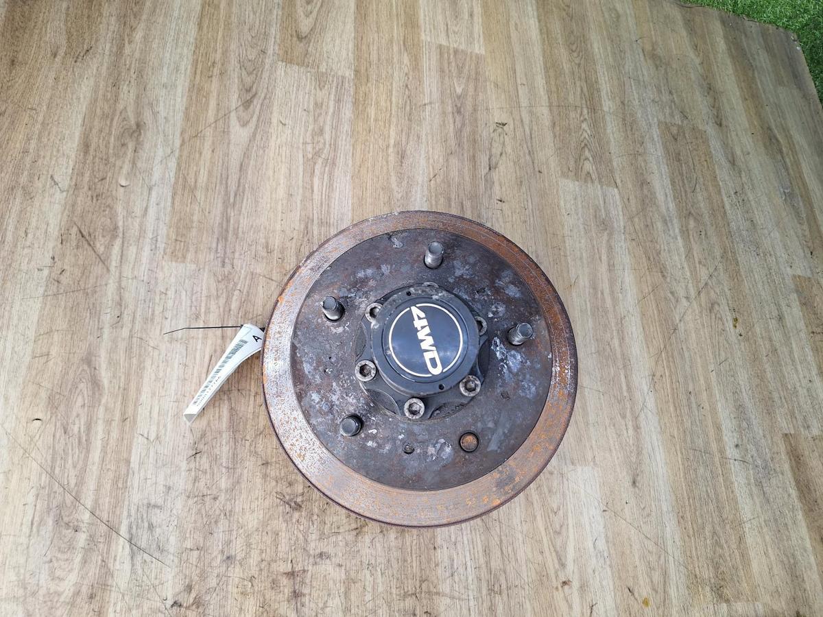 1000878513-Left Front Hub Assembly Top