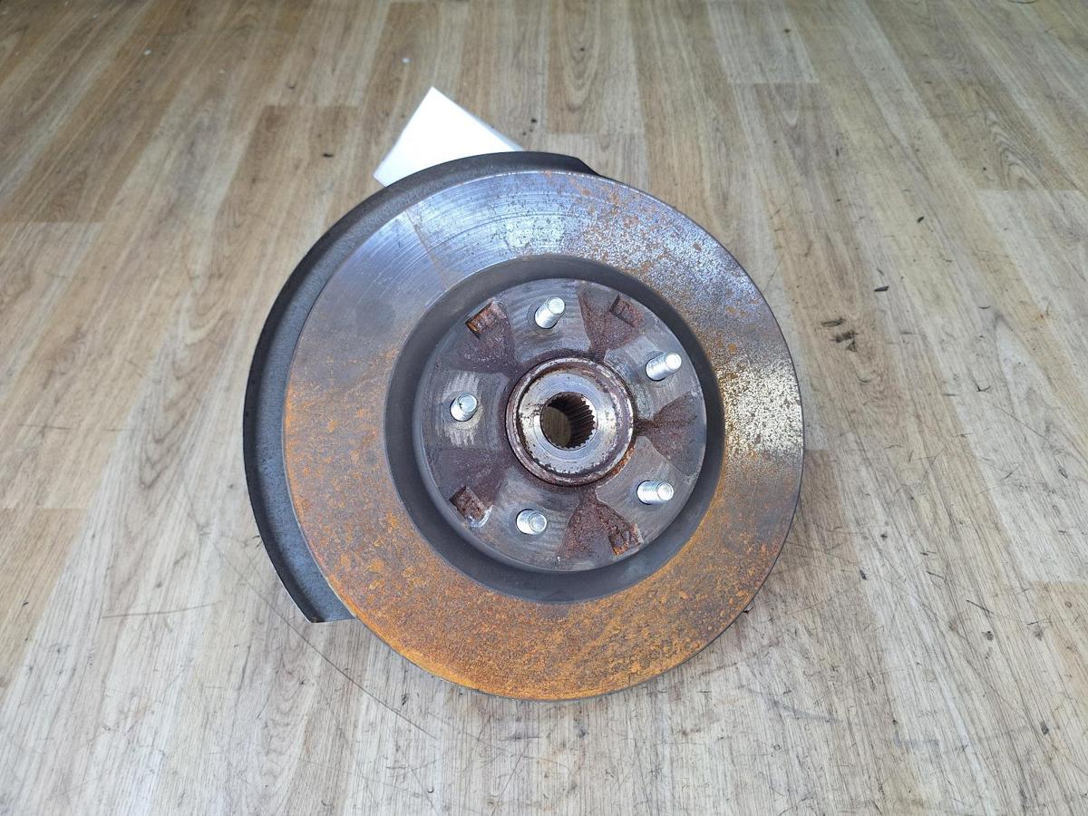 1000879666-Left Front Hub Assembly Top