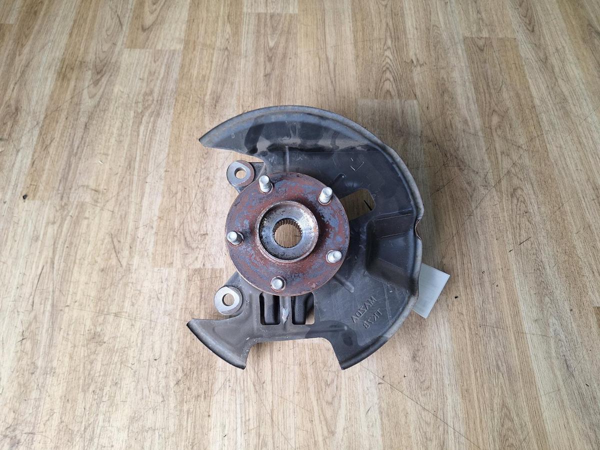 1000889867-Left Front Hub Assembly Top