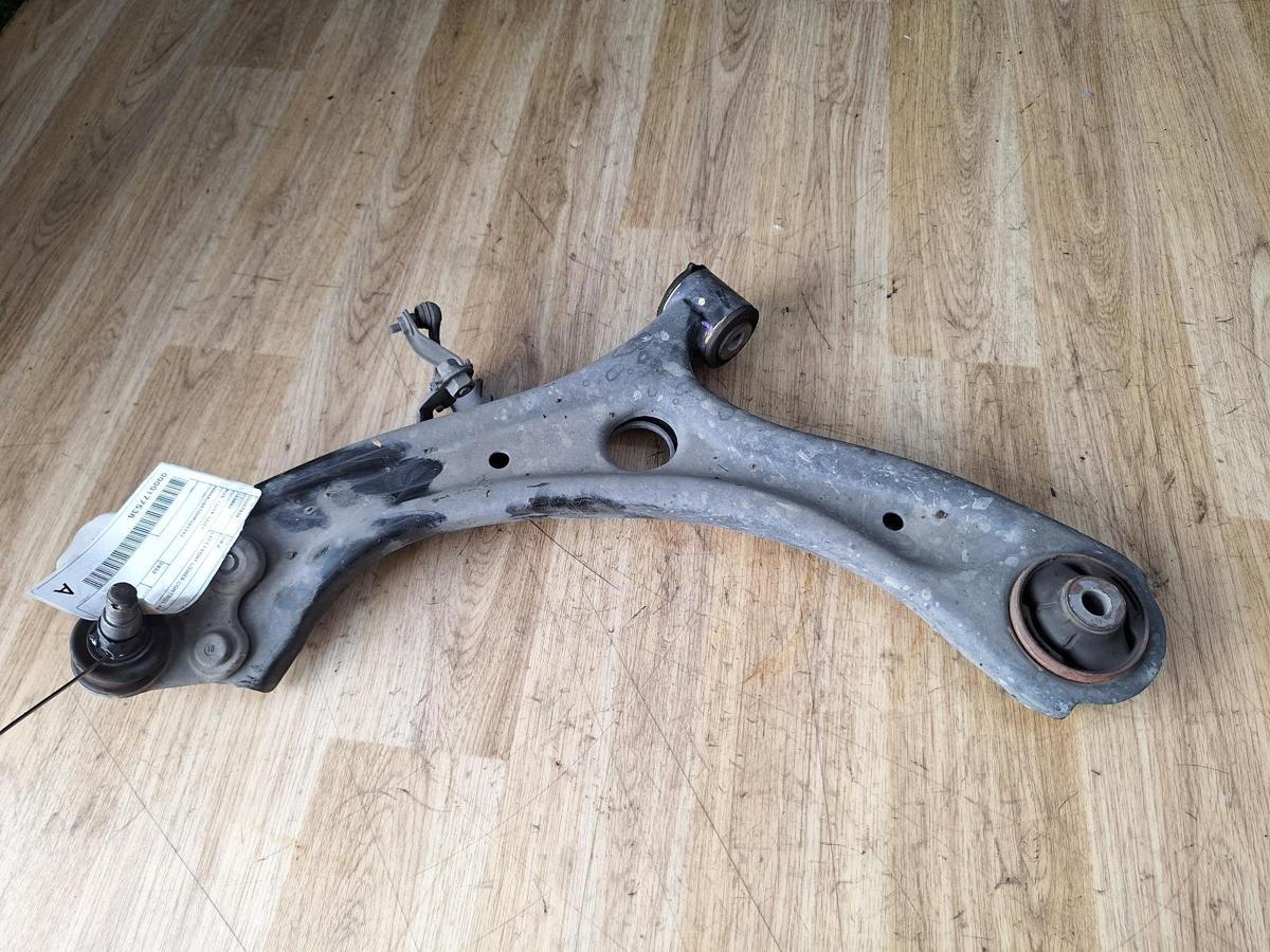 1000883303-Left Front Lower Control Arm Top