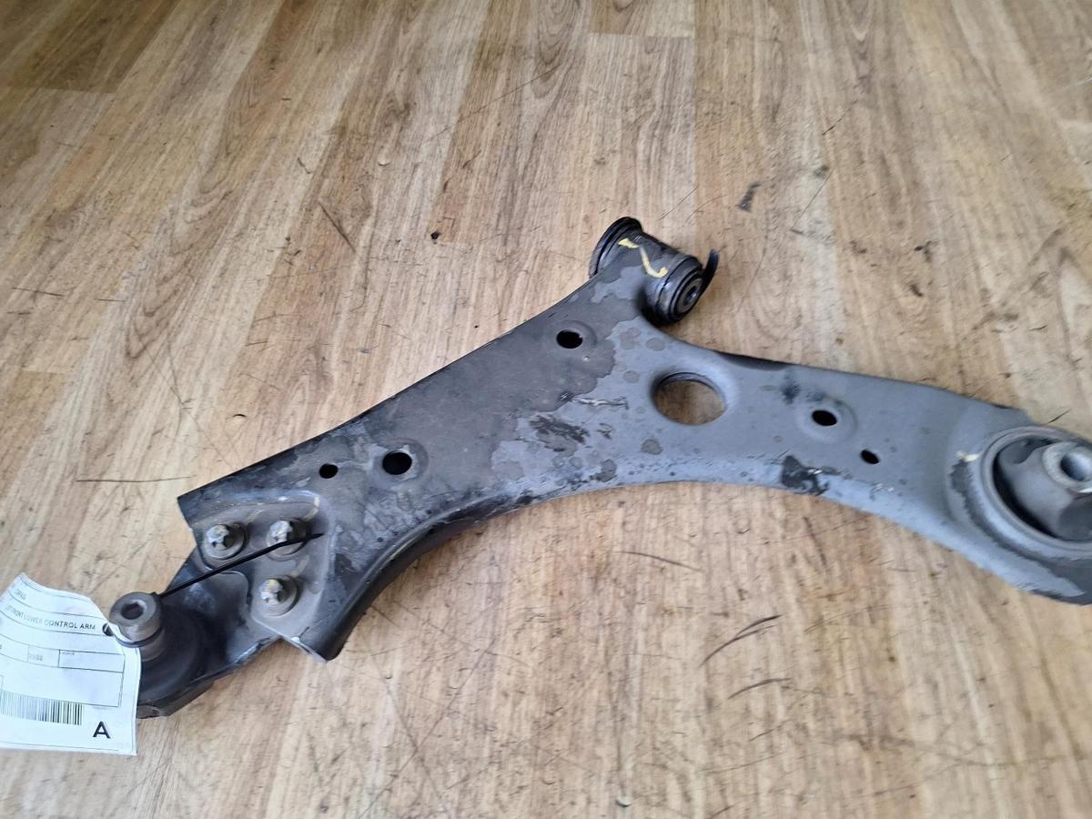 1000889378-Left Front Lower Control Arm Top
