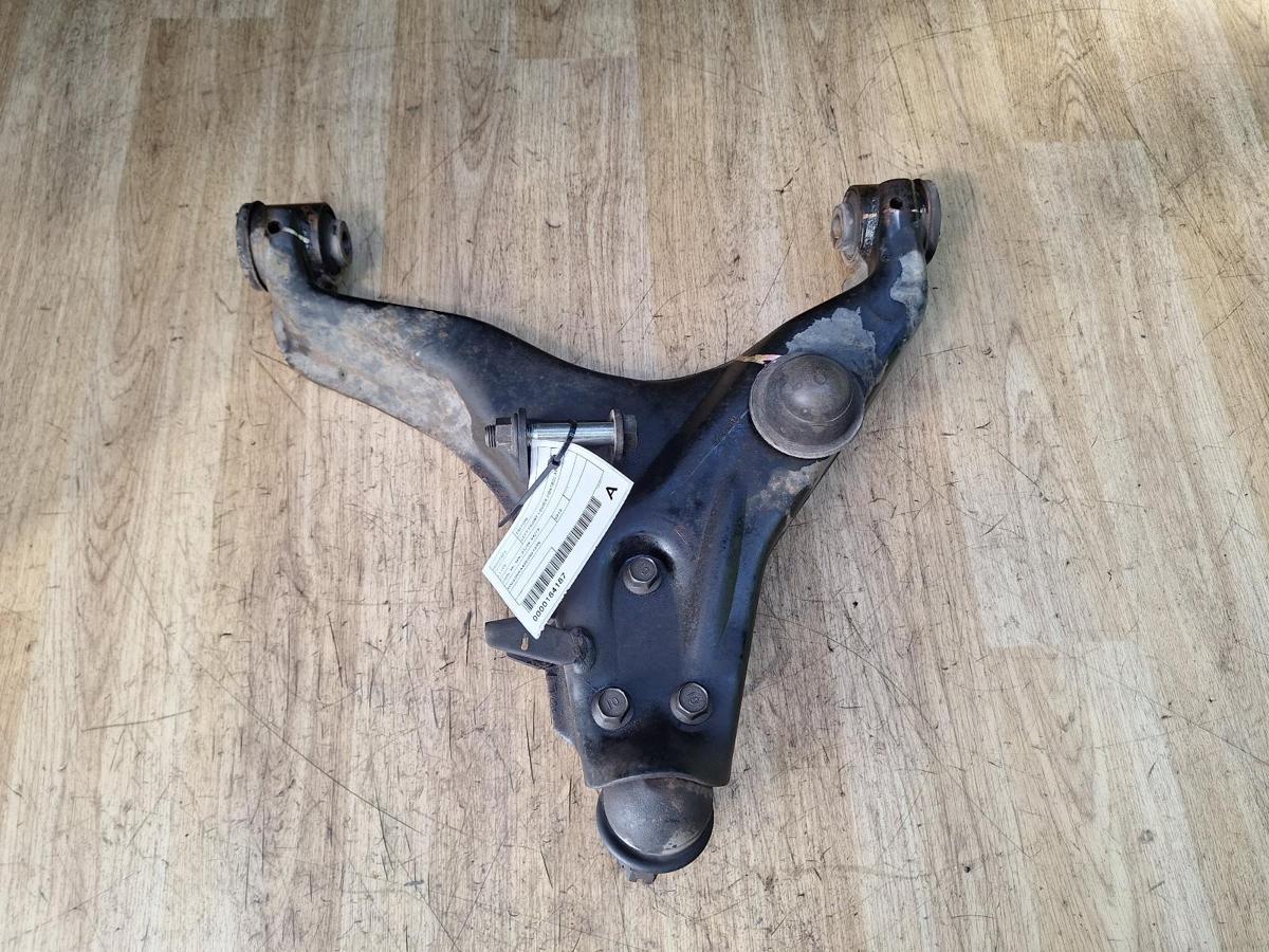 Left Front Lower Control Arm for MITSUBISHI TRITON