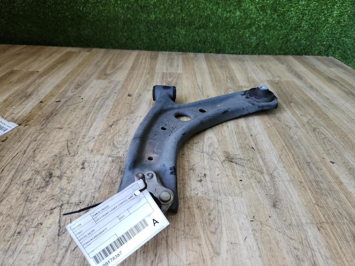 1000878865-Left Front Lower Control Arm Top