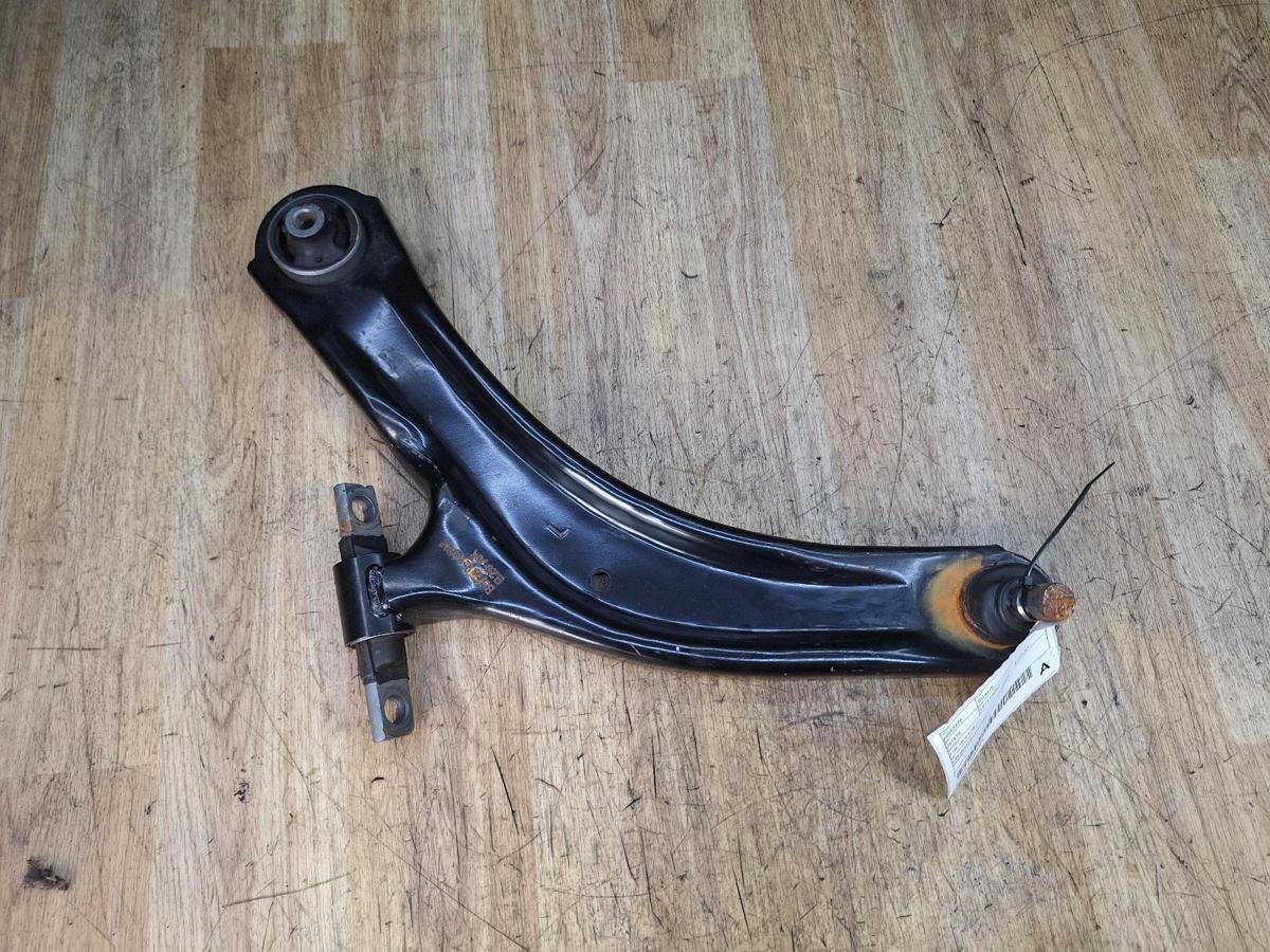 Left Front Lower Control Arm for NISSAN DUALIS