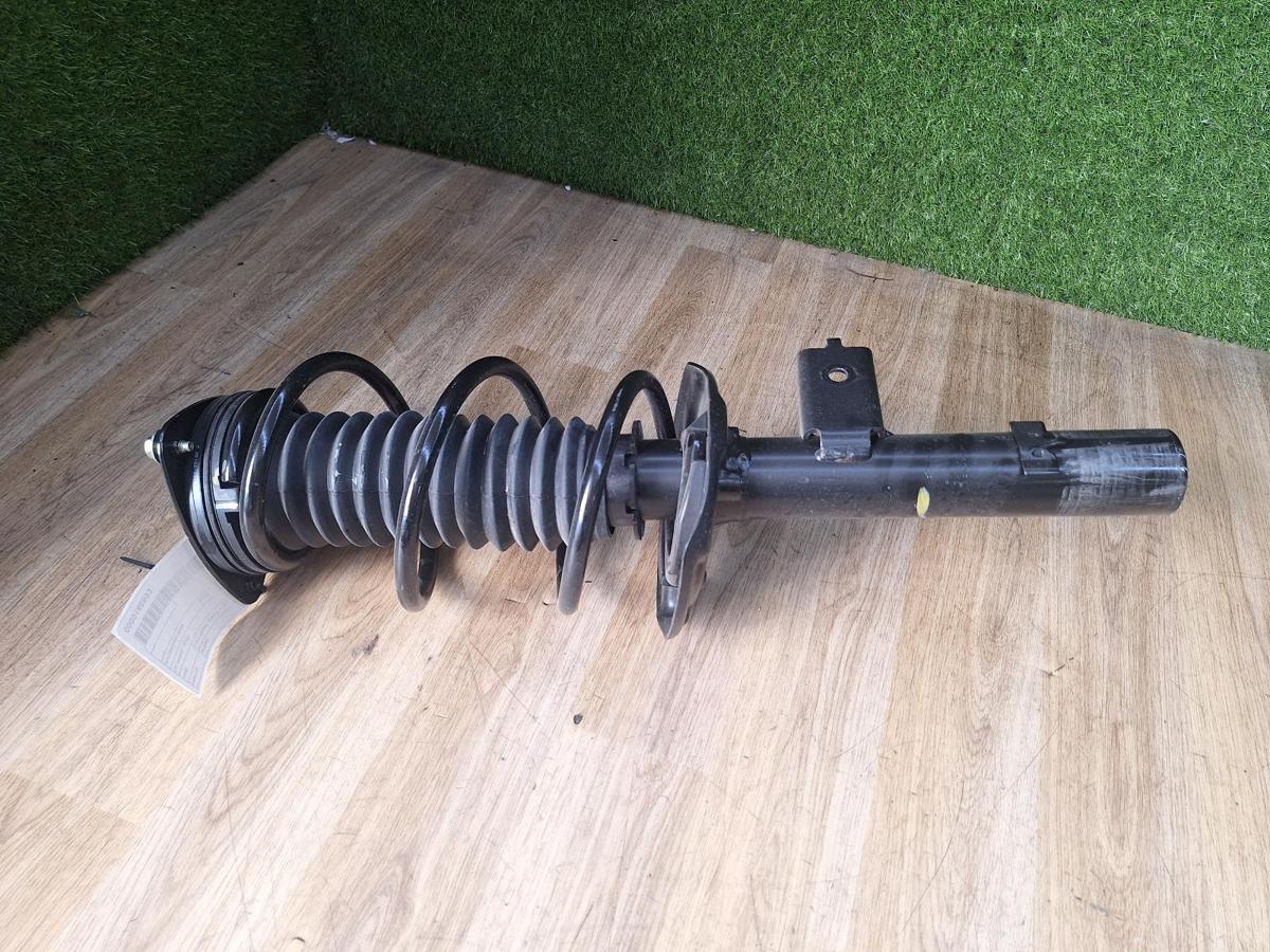 Left Front Strut for NISSAN XTRAIL