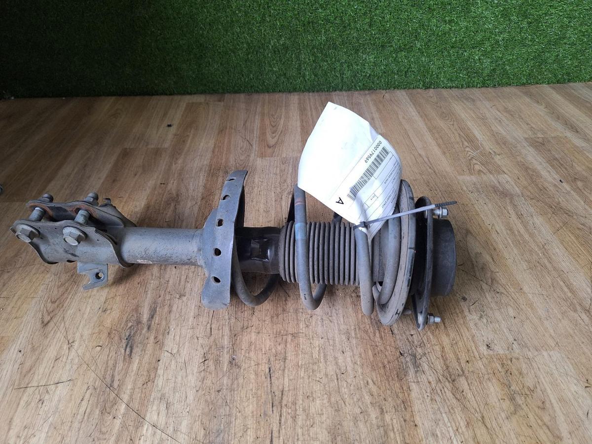 1000893846-Left Front Strut Top