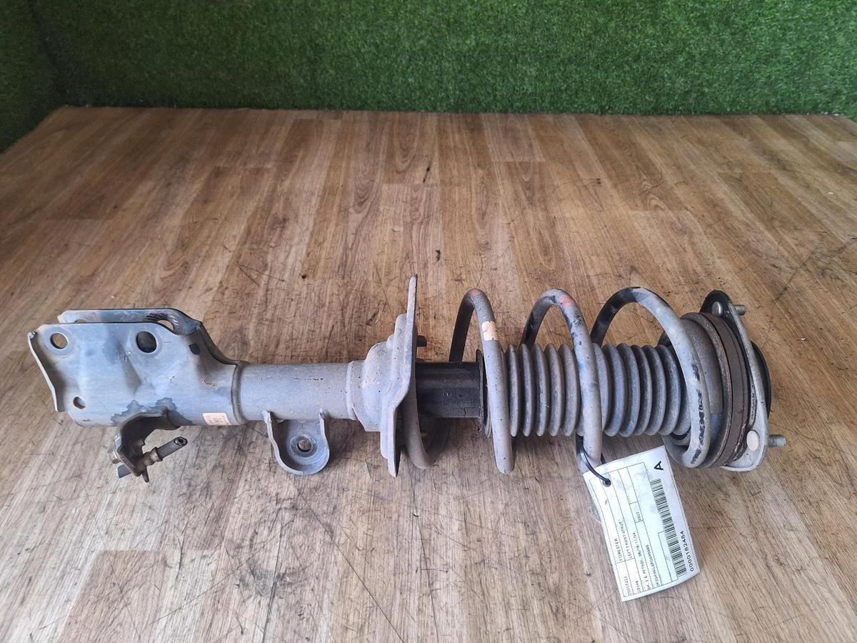 1000907890-Left Front Strut Top