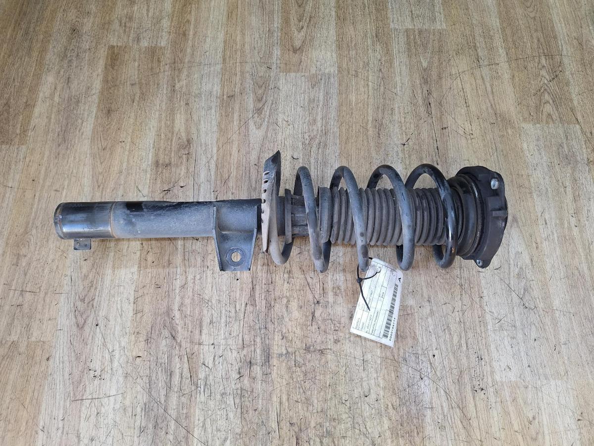 1000916324-Left Front Strut Top