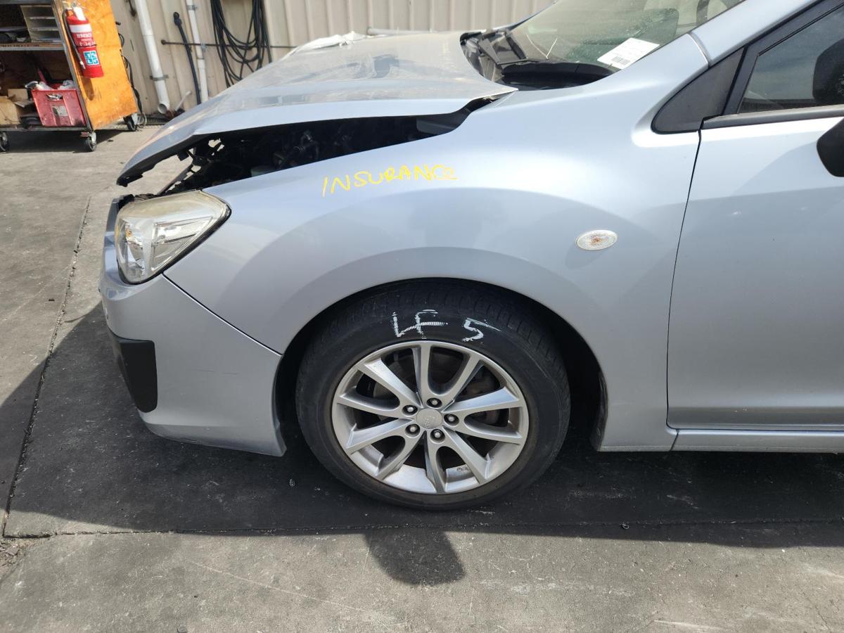 1000893839-Left Guard