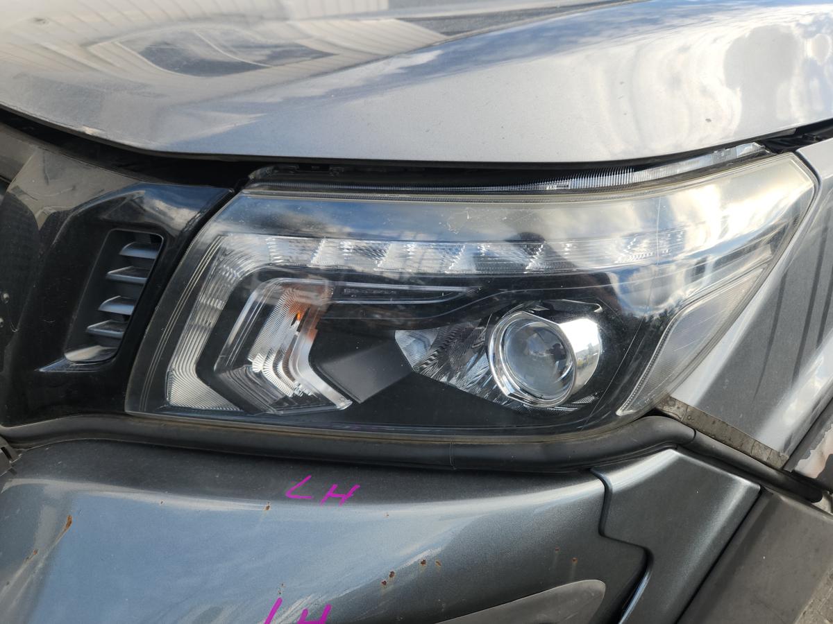 1000932818-Left Headlamp