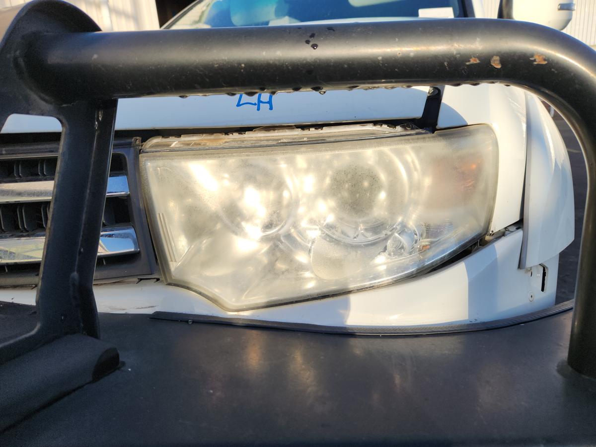 1000935422-Left Headlamp