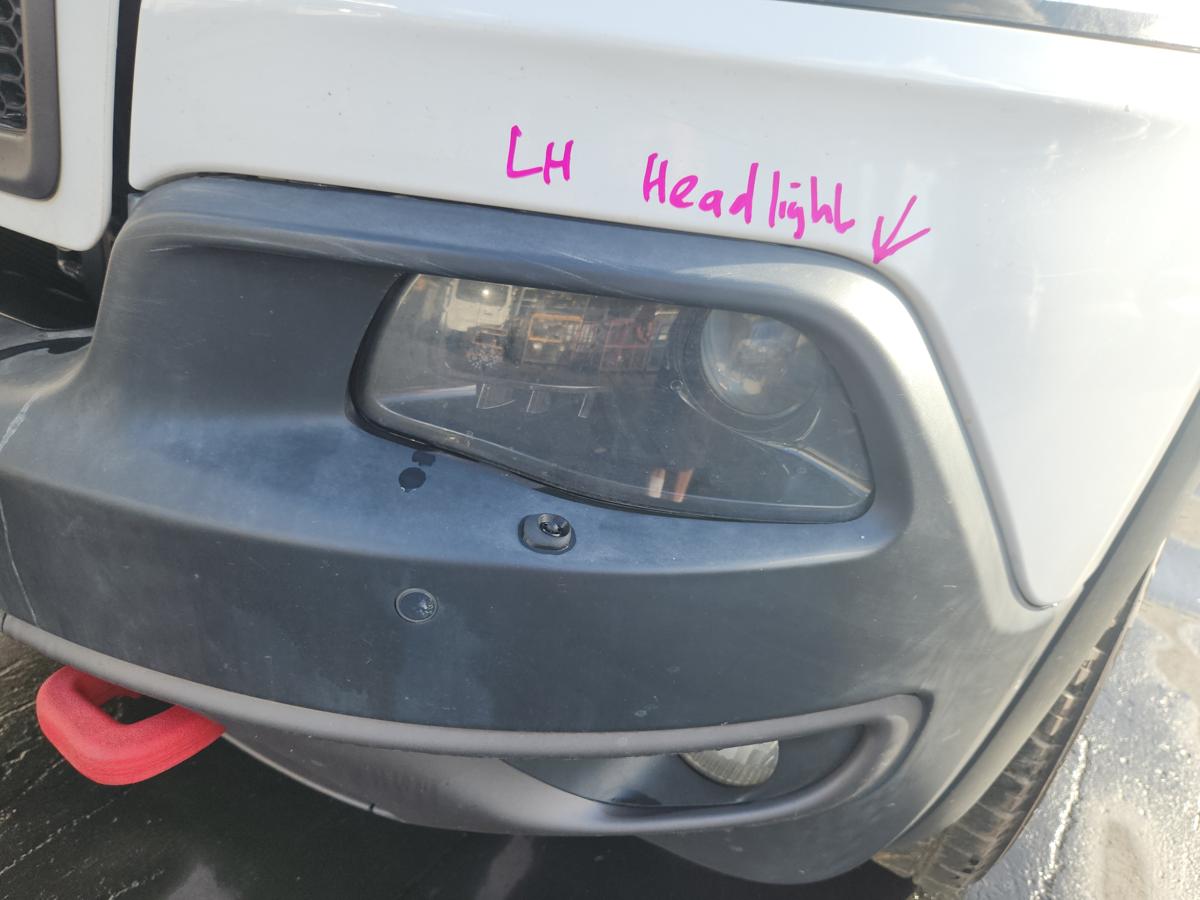 1000932478-Left Headlamp