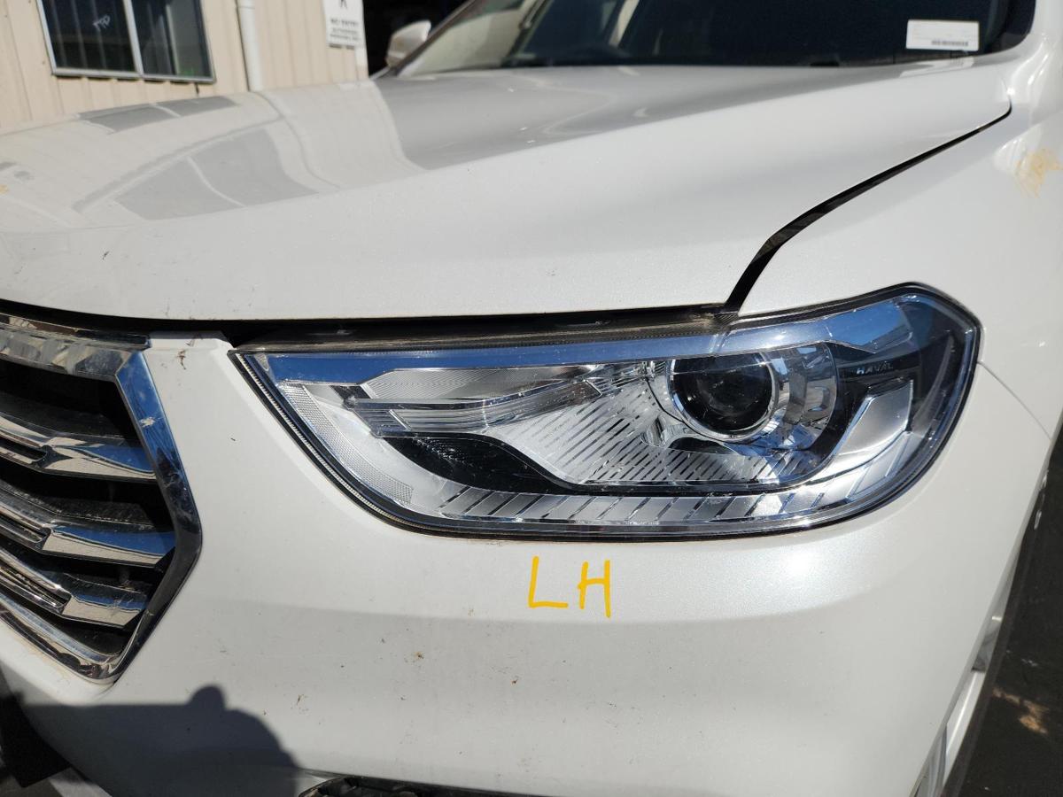 1000851343-Left Headlamp