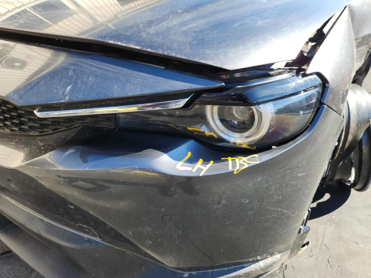 1000843459-Left Headlamp