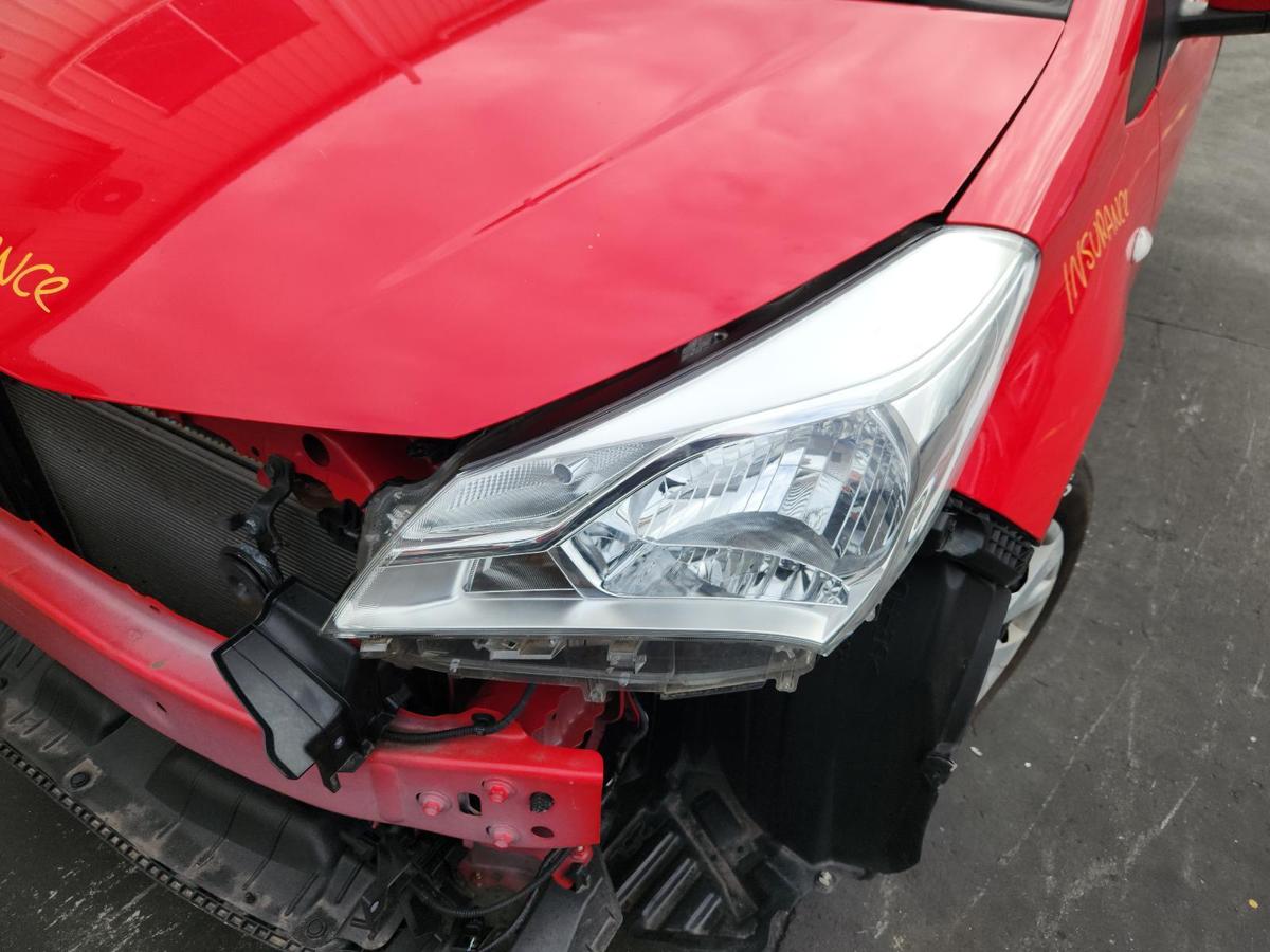 1000857638-Left Headlamp