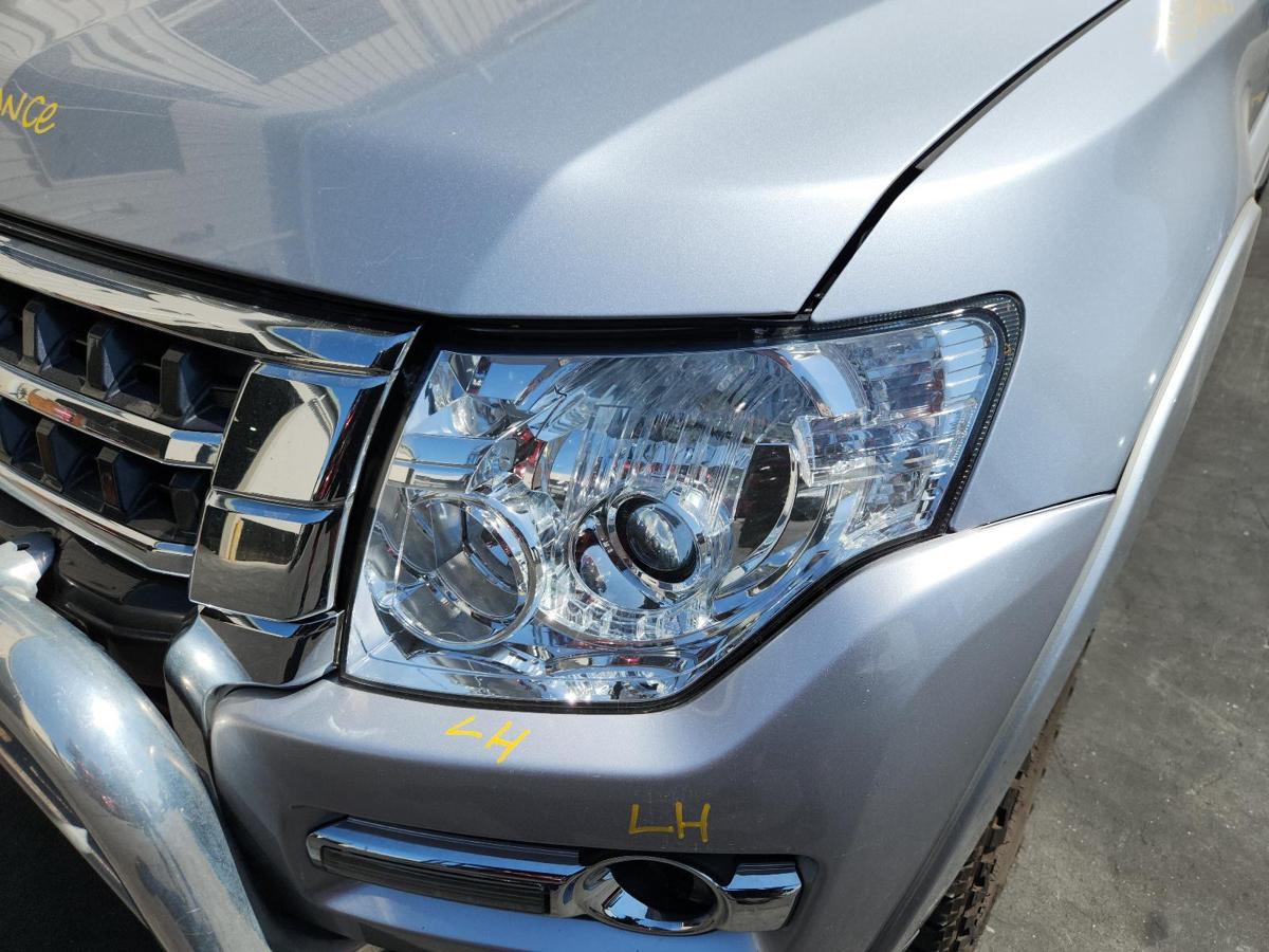 1000867375-Left Headlamp