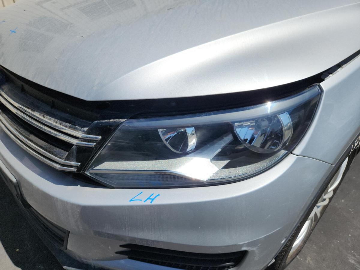 1000870284-Left Headlamp