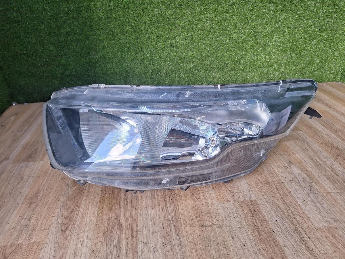 1000894615-Left Headlamp Top