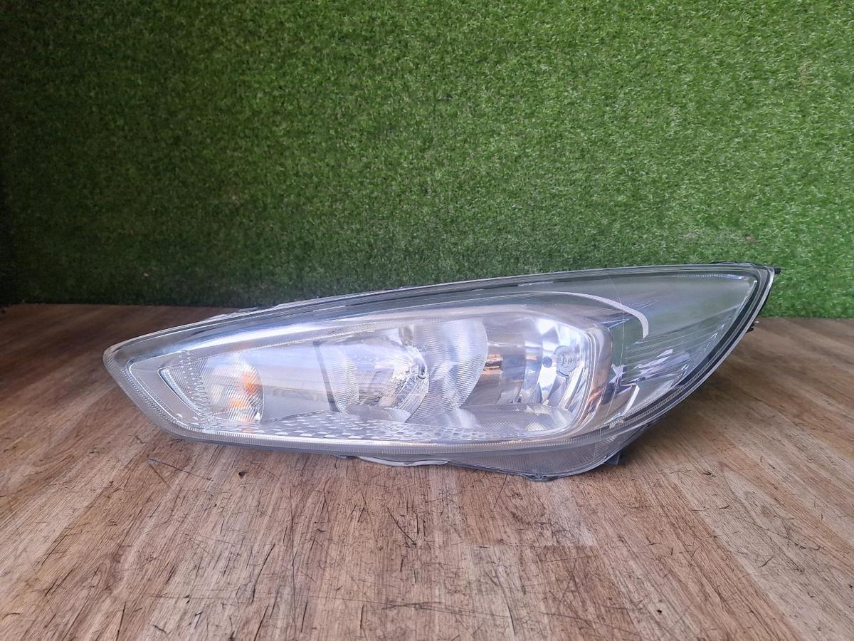 1000918118-Left Headlamp Top