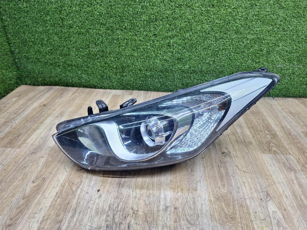1000937151-Left Headlamp Top