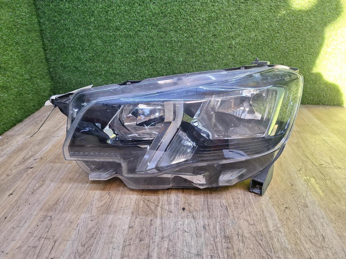 1000933254-Left Headlamp Top