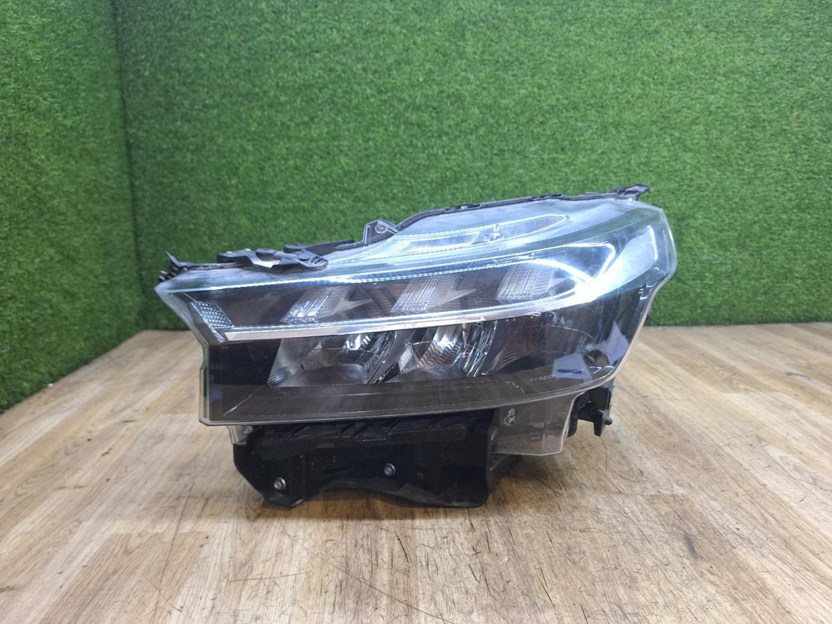 1000935278-Left Headlamp Top