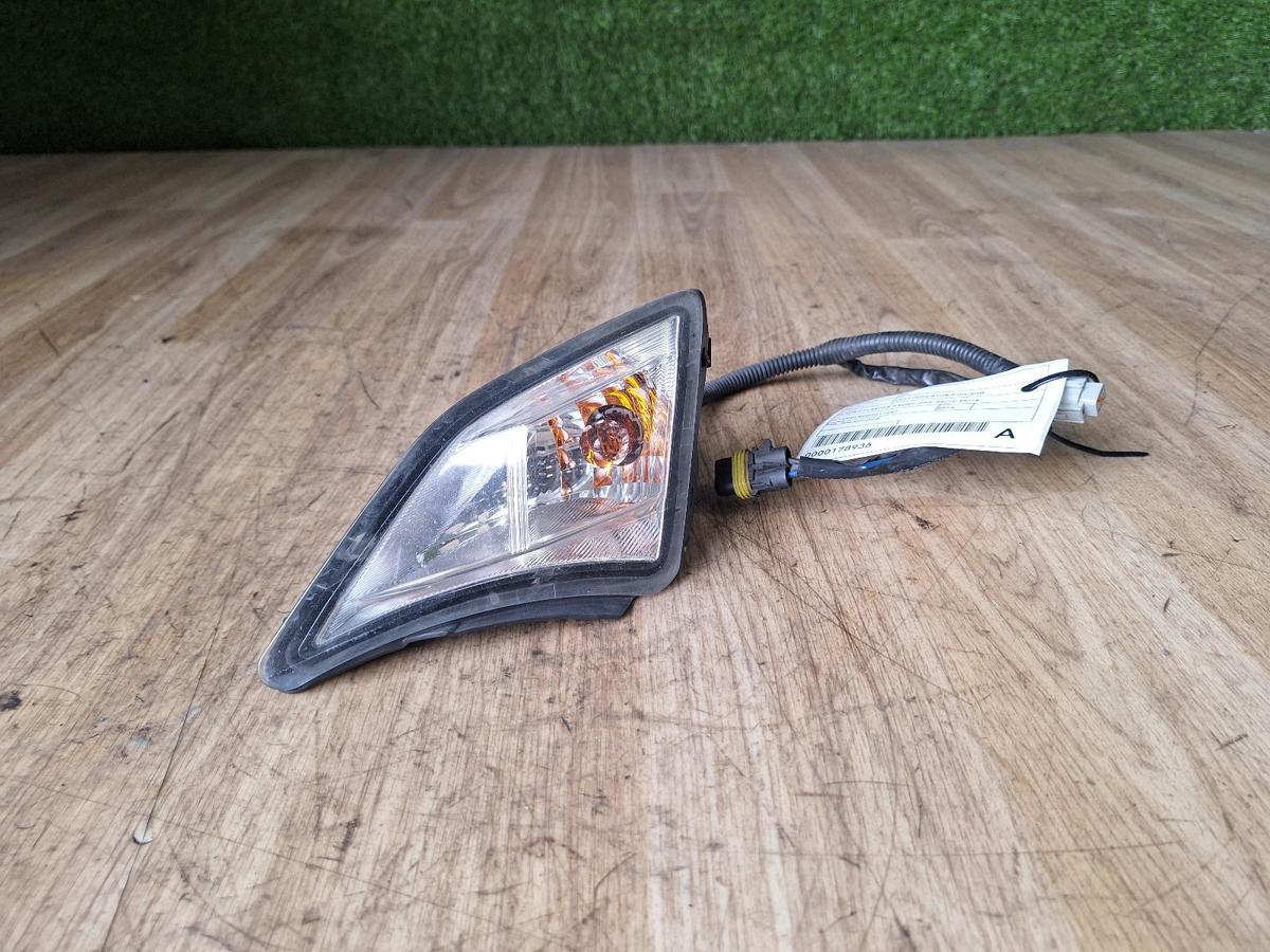 1000884542-Left Indicator Fog Side Bumper Flasher Top