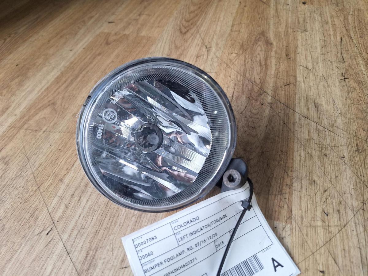 1000890116-Left Indicator Fog Side Bumper Foglamp Top