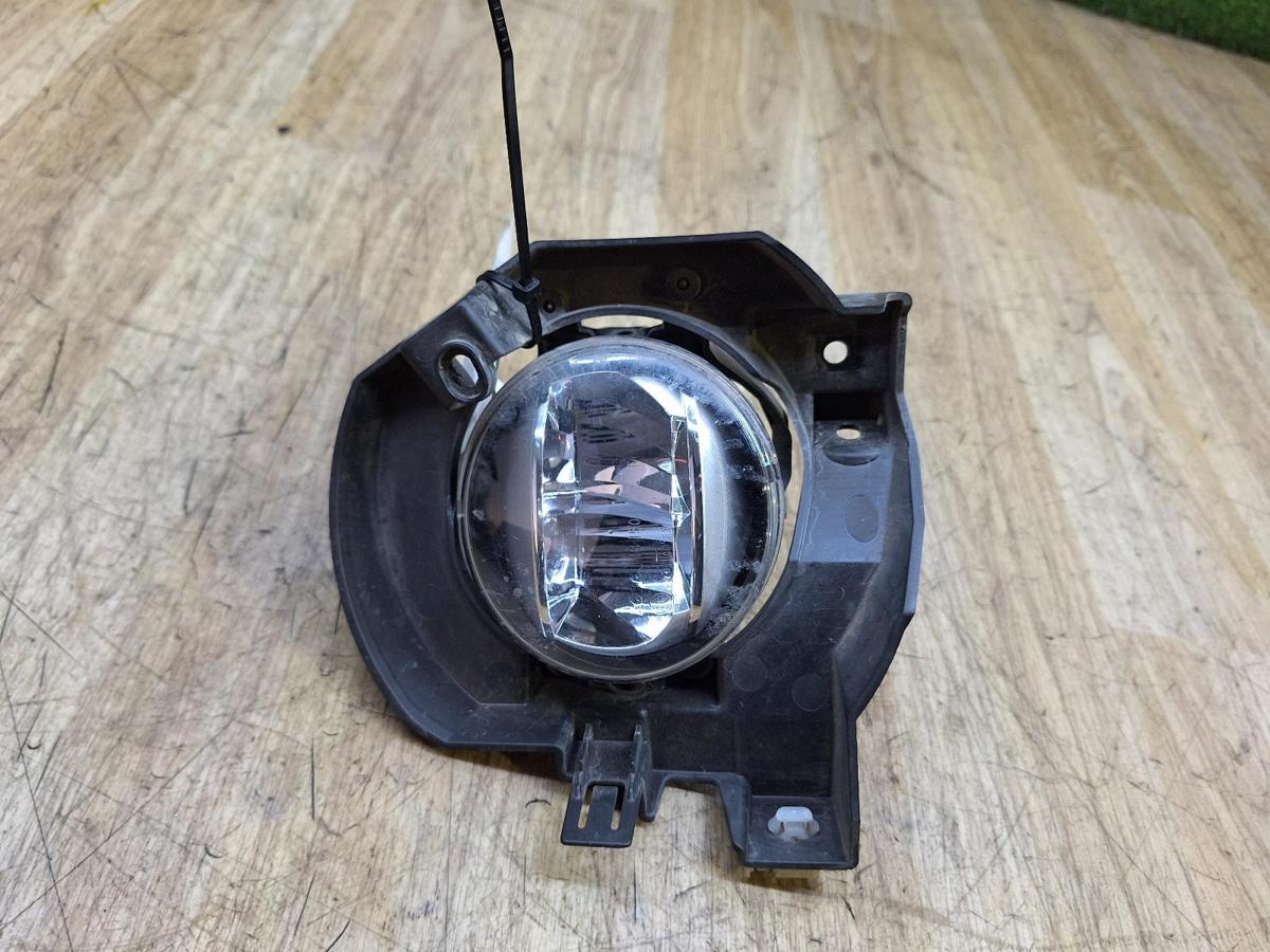 1000939912-Left Indicator Fog Side Bumper Foglamp Top