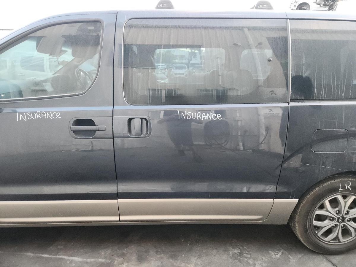 1000909418-Left Rear Door