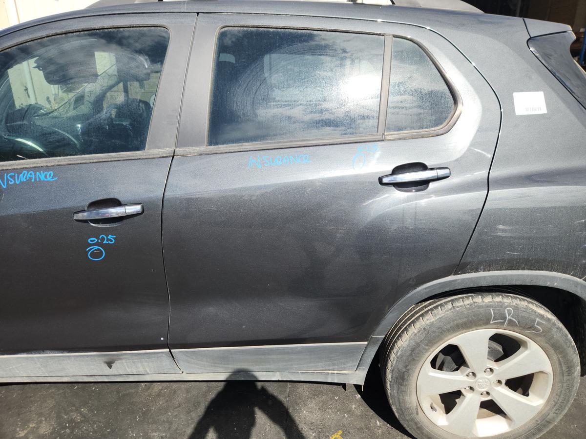 1000937637-Left Rear Door