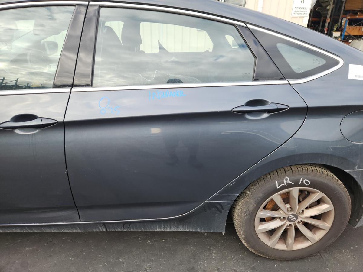 1000938661-Left Rear Door