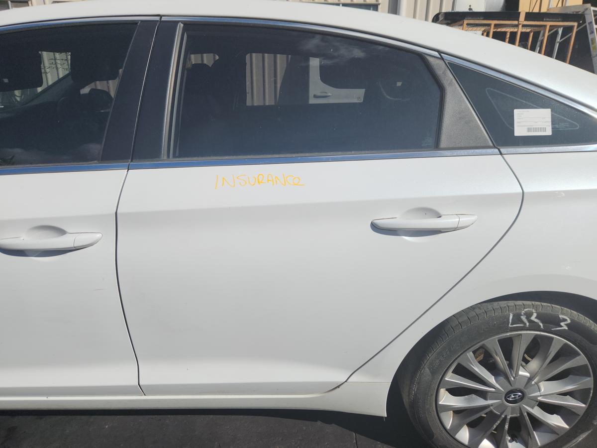 1000912702-Left Rear Door
