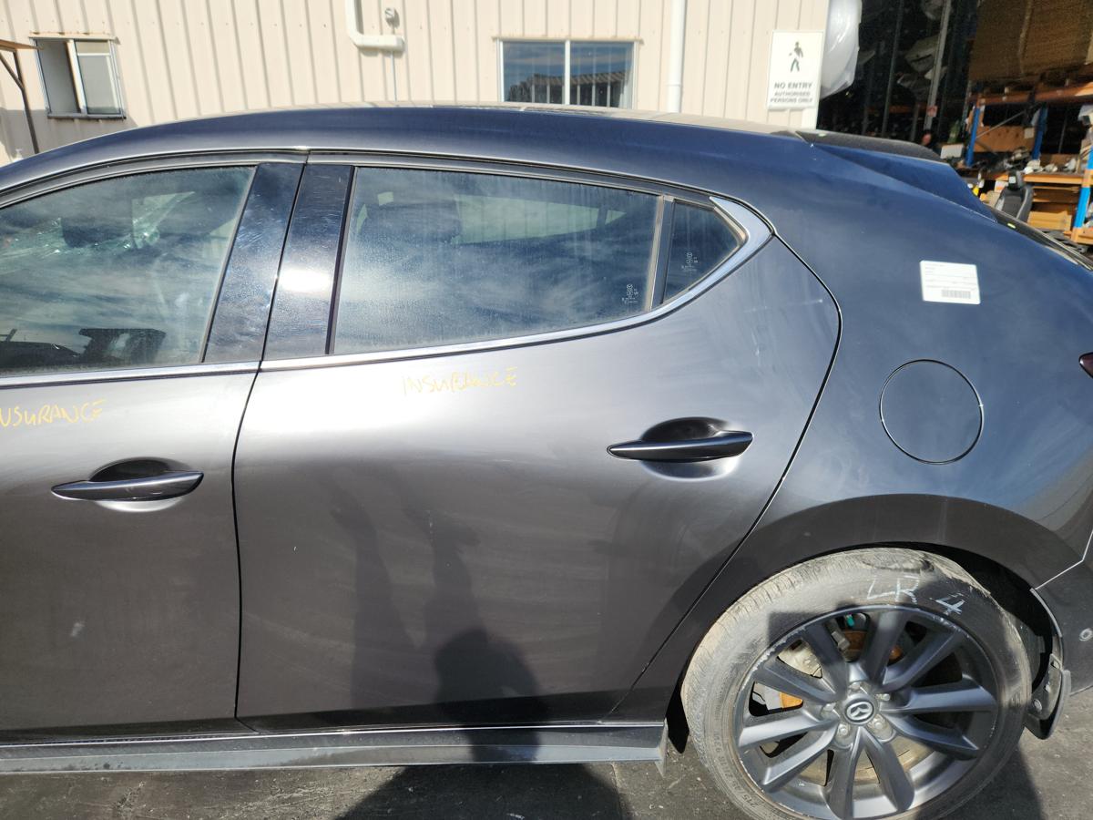 1000922452-Left Rear Door