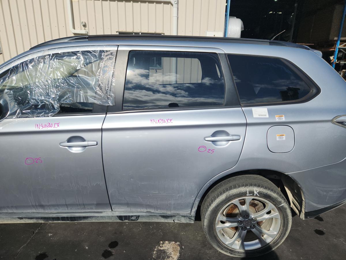 1000931419-Left Rear Door