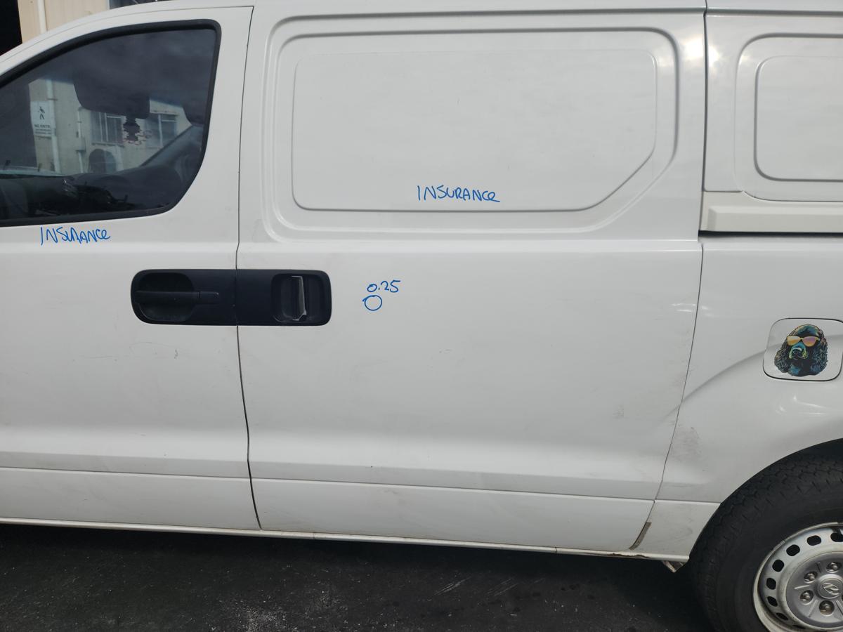 1000940420-Left Rear Door