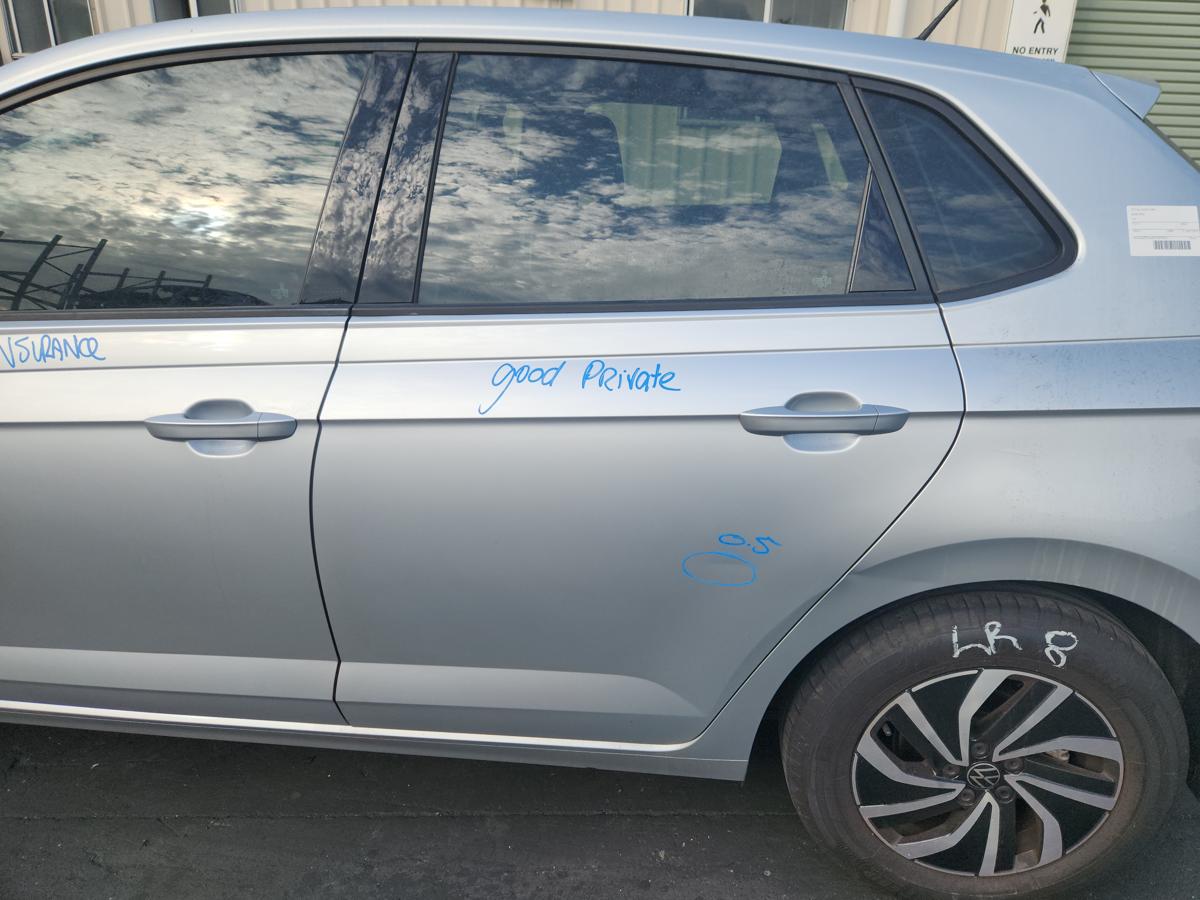 1000940834-Left Rear Door