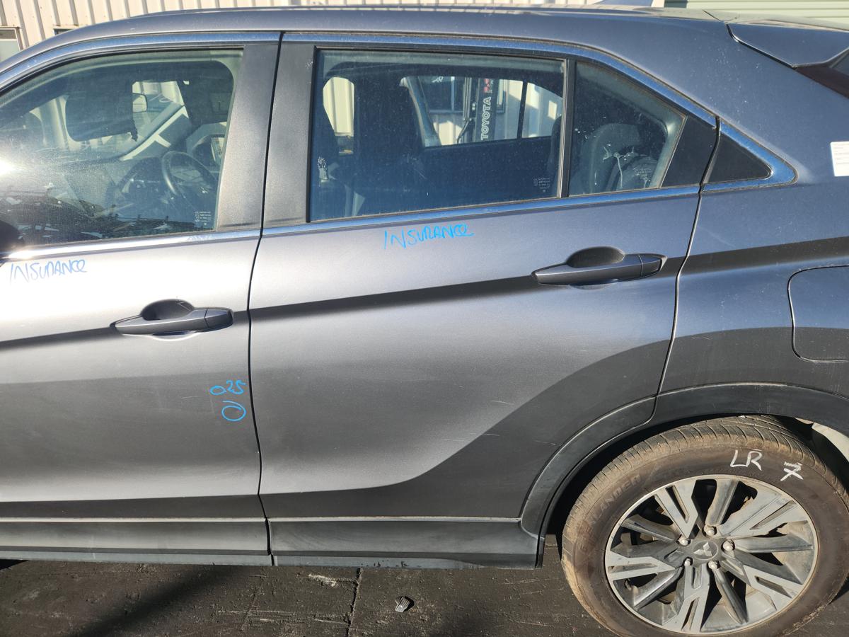 1000941365-Left Rear Door