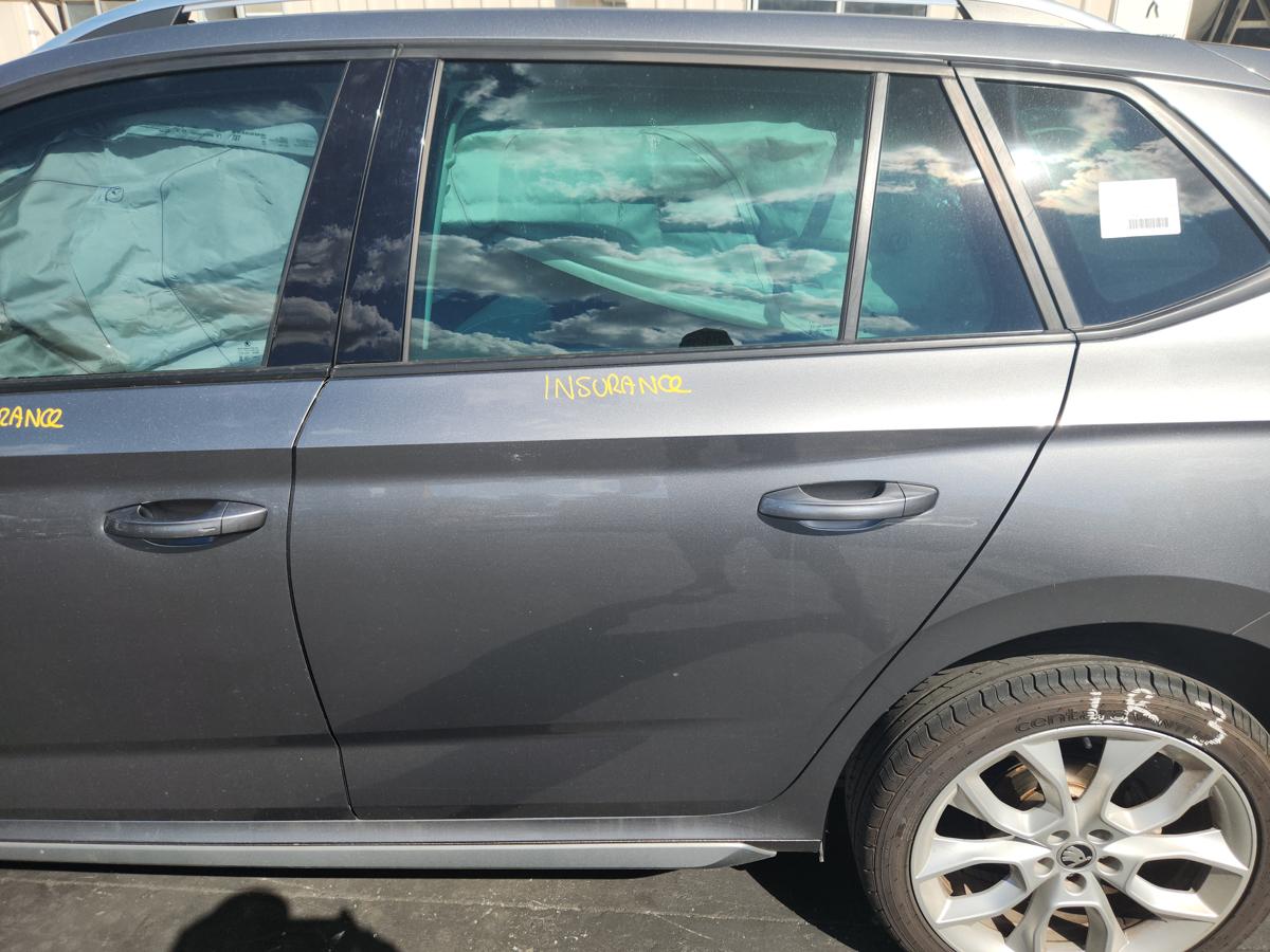 1000942076-Left Rear Door
