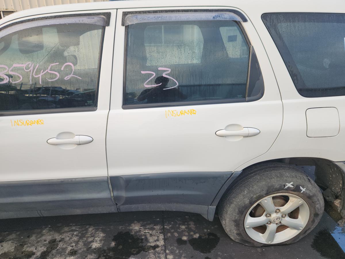1000942627-Left Rear Door