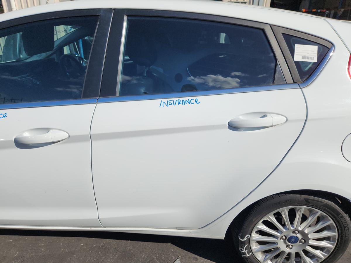 1000944150-Left Rear Door